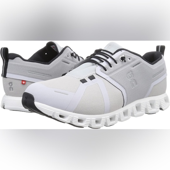 On Running Shoes - On Running Cloud 5 Waterproof
Glacier Grey White (Women's) NWOT